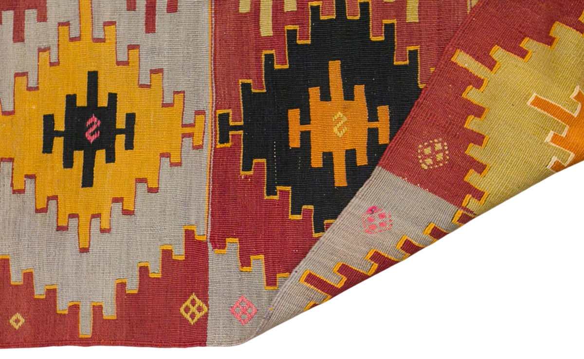 Vintage Konya Kilim, 223 x 350 cm / 7.3 x 11 feet