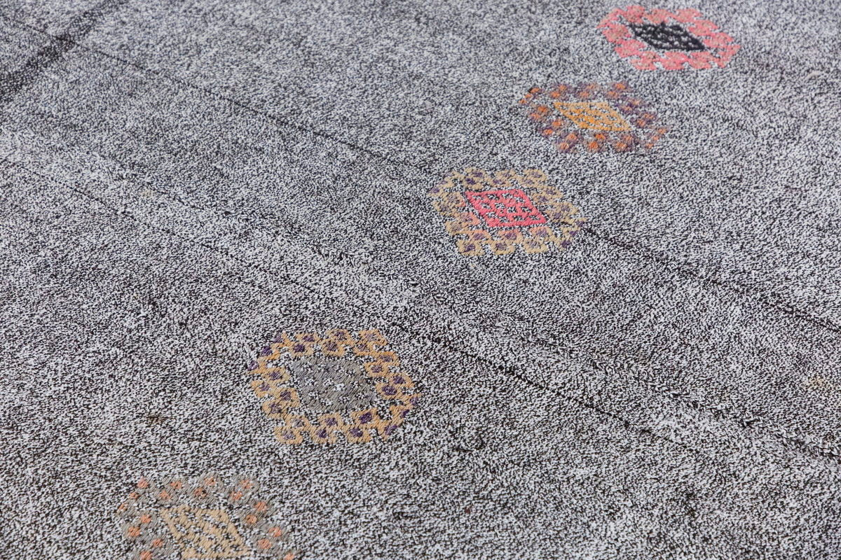 Neutral Kilim 6'4" x 8" feet 192 x 242 cm