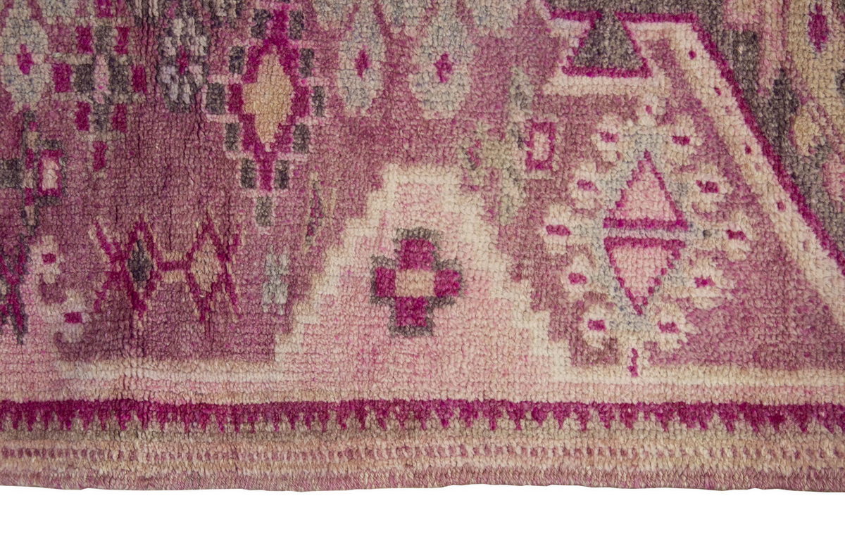 Runner Rug 2'8 x 12" feet 81 x 362 cm