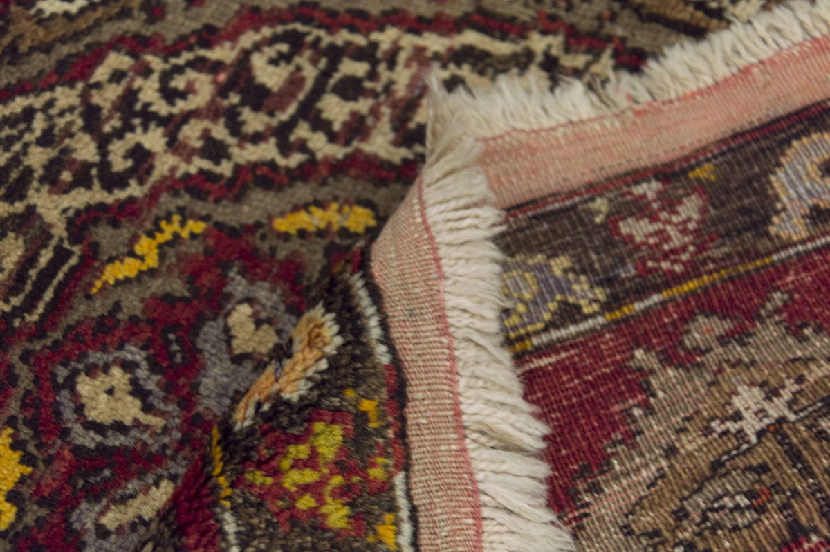 Vintage Rug 3" x 3" feet 86 x 88 cm