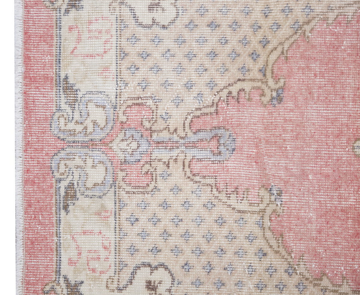 Vintage Rug 3" x 6'1" feet 91 x 186 cm
