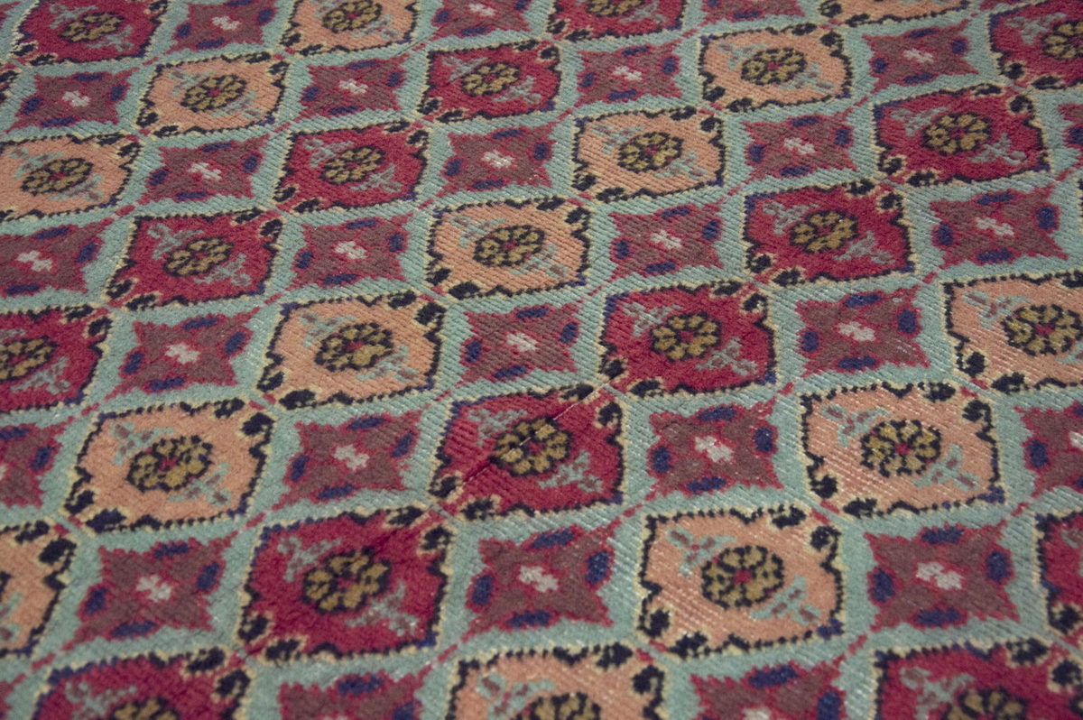 Vintage Rug 3'3" x 5'8" feet 100 x 173 cm