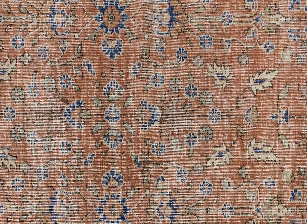 Vintage Rug 3'3" x 6'5" feet 100 x 196 cm