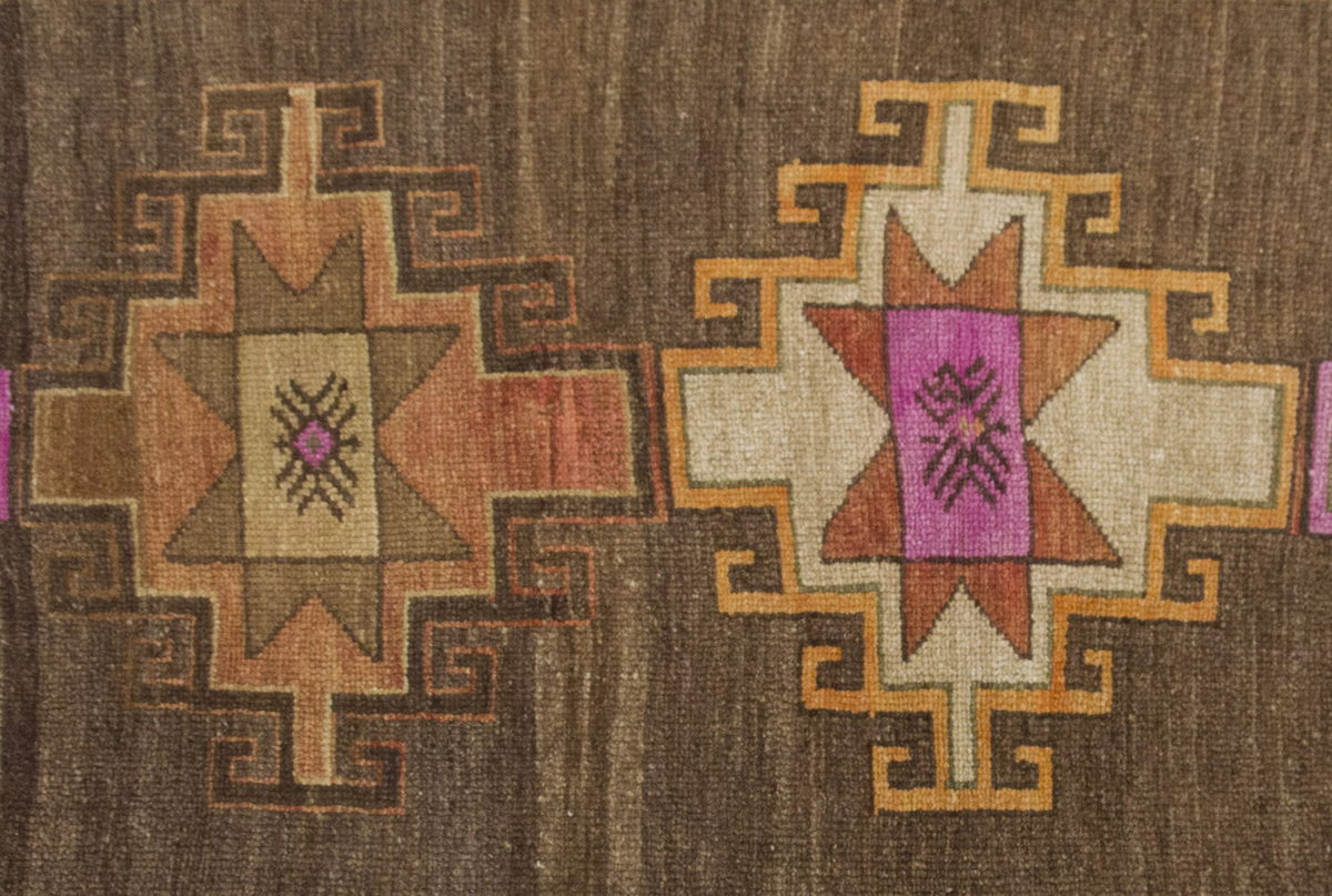 Vintage Rug 3'4" x 6" feet 102 x 184 cm