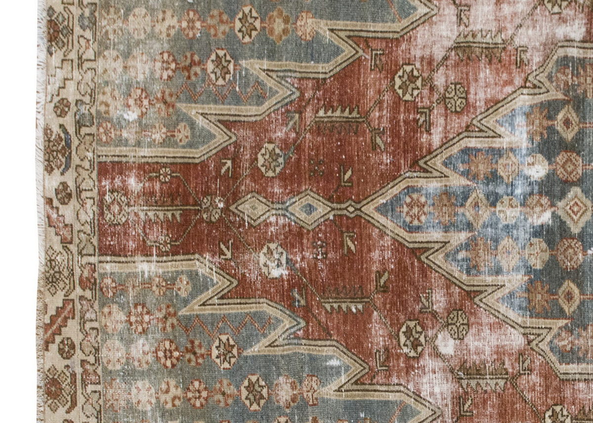 Vintage Rug 4'1" x 6'1" feet 125 x 185 cm