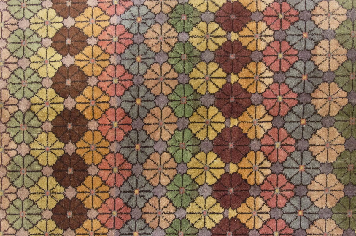 Vintage Rug 4'10" x 9'6" feet 147 x 290 cm