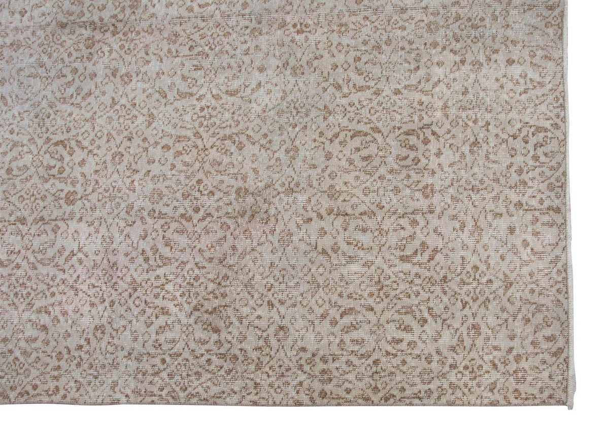 Vintage Rug 6'3" x 10" feet 190 x 300 cm