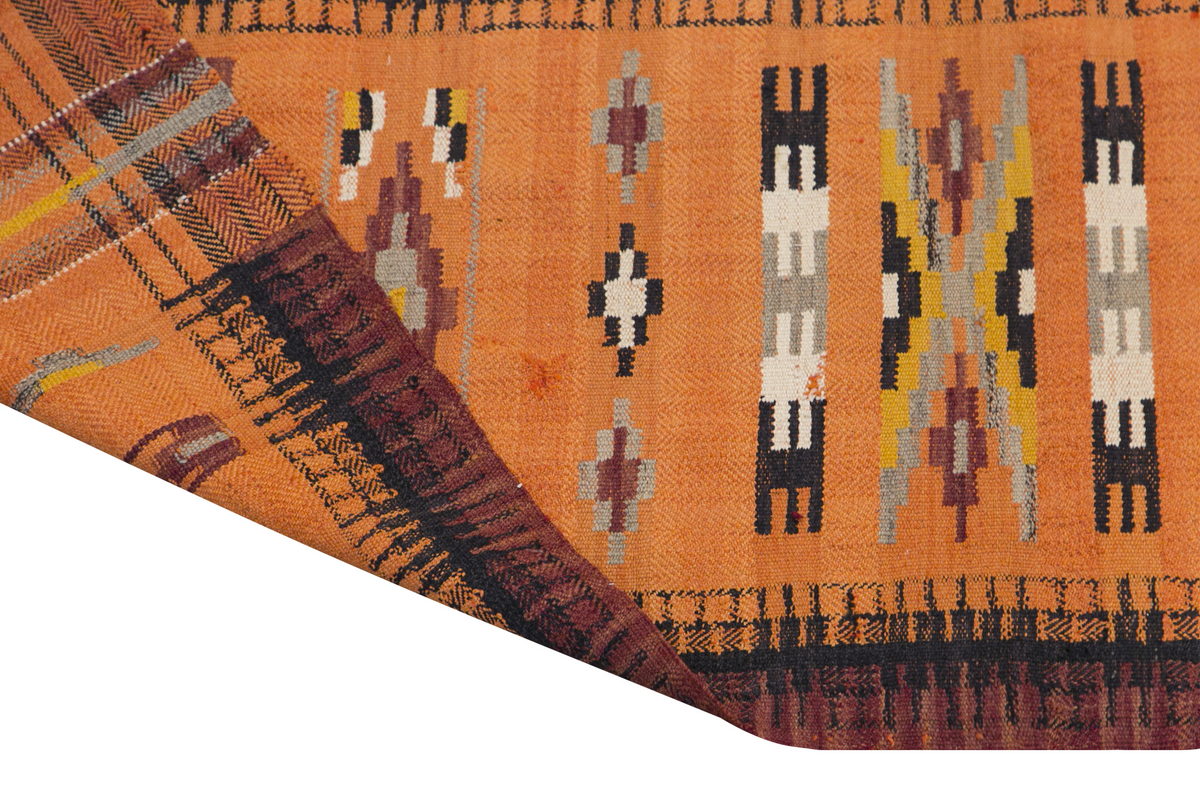 Besarabian Kilim, 160 x 230 cm, 5'3 x 7'7 feet