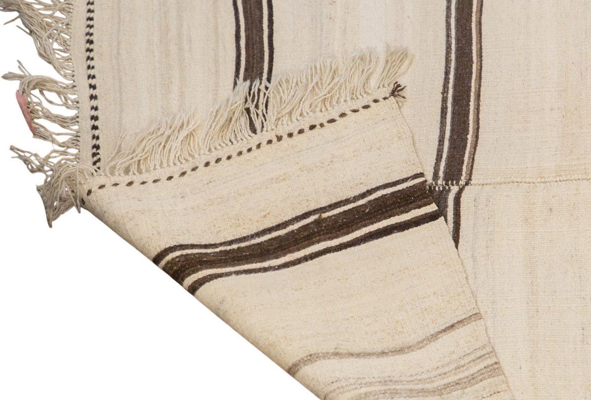 Neutral Turkish Kilim Runner – 4'2" x 13'5" (126 x 410 cm)