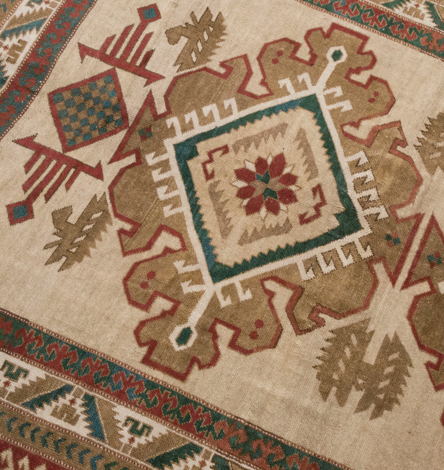 Turkish Kars Rug 185x270 cm / 6.1x8.9 ft