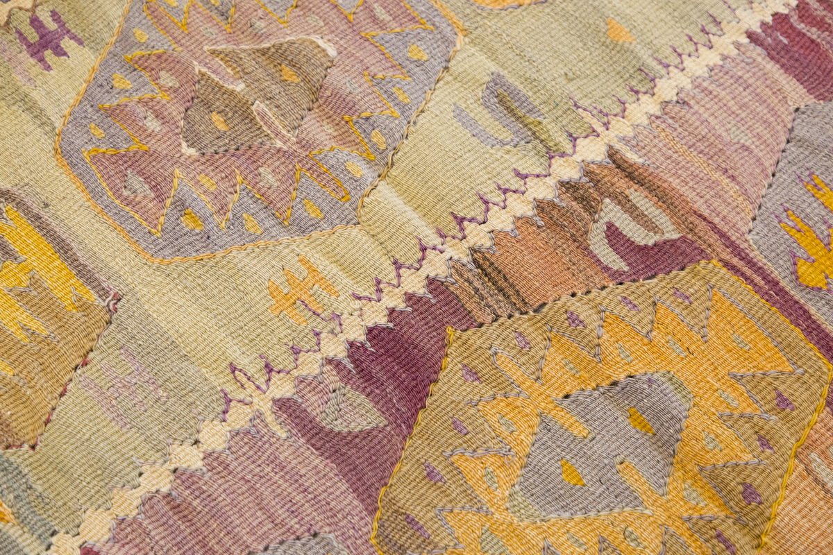 Vintage Barak Kilim Rug, 75 x 98 cm ≈ 2.6 x 3.3 ft