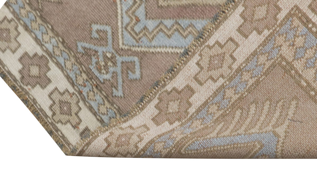 Vintage Rug 4'8" x 7'9" feet 143 x 235 cm