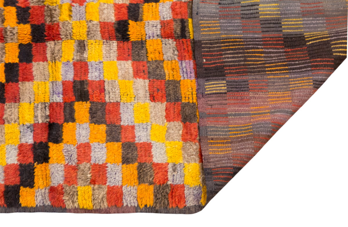 Vintage Tulu Rug, 3.90 × 7.35 ft / 119 x 224 cm