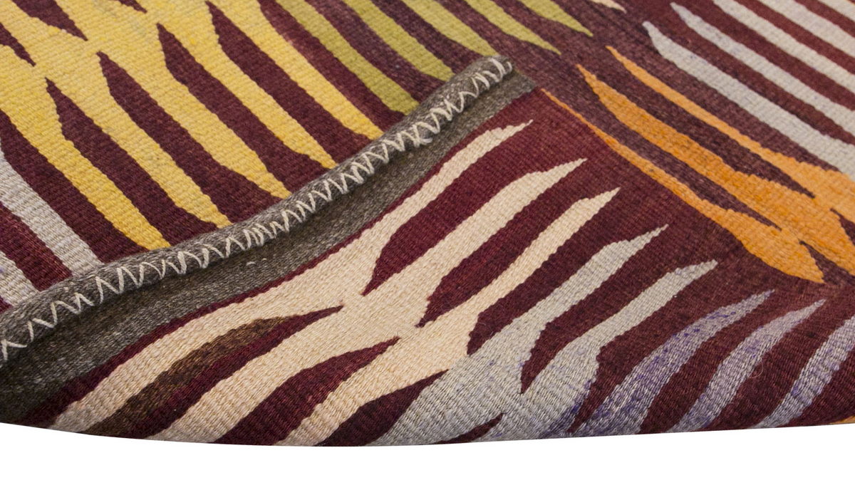 Vintage Turkish Kilim, 2.8 x 3 ft Rug, 82 x 92 cm