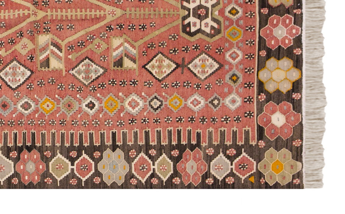 Vintage Turkish Rug, 117 x 186 cm 3.10 x 6.1 ft
