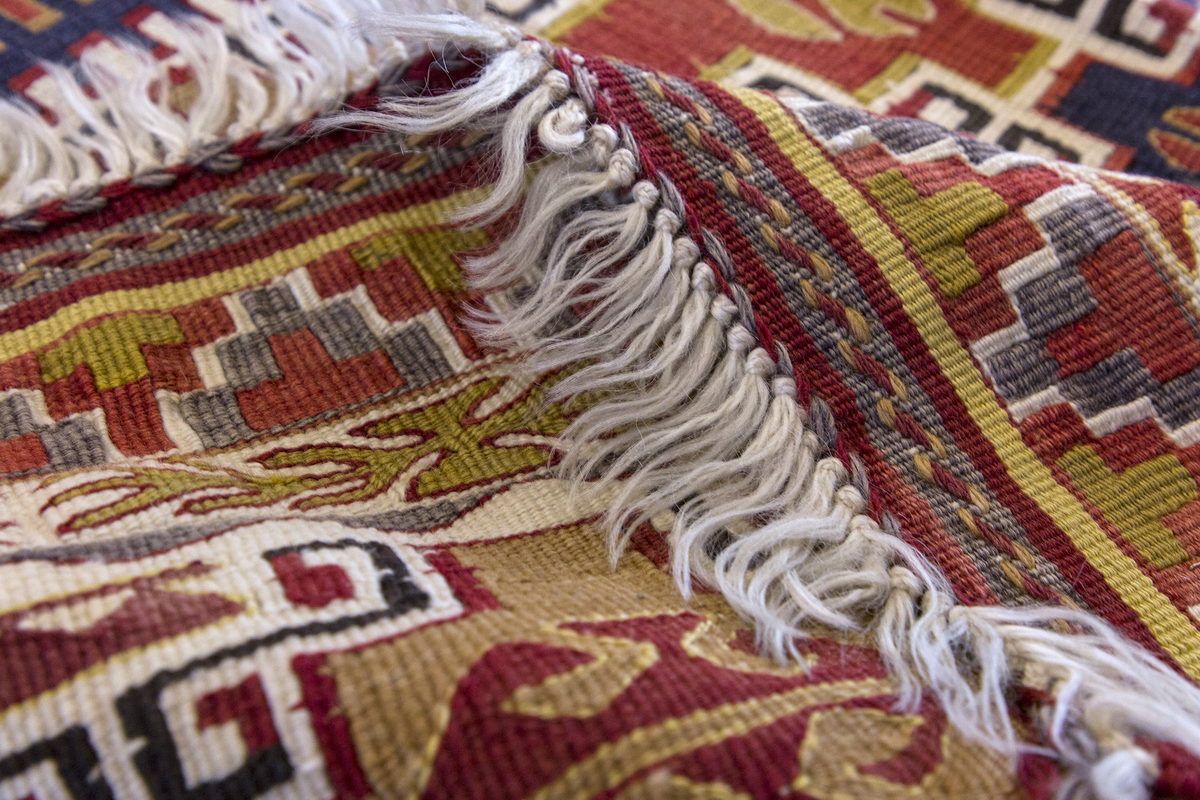 Vintage Turkish Rug, 117 x 70 cm, 3.10 x 2.3 ft