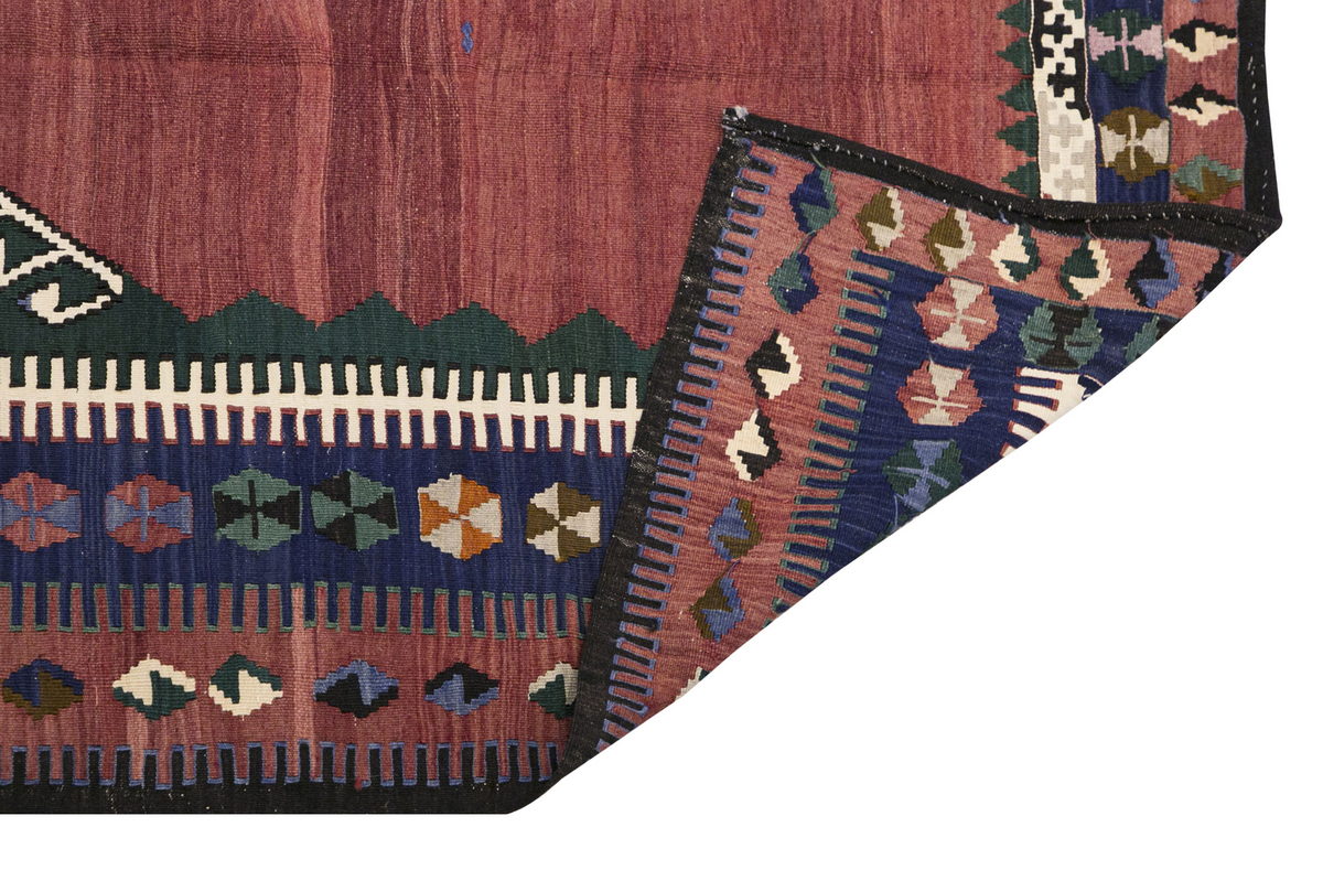 Vintage Turkish Rug, 144 x 190 cm, 4.8 x 6.2 ft