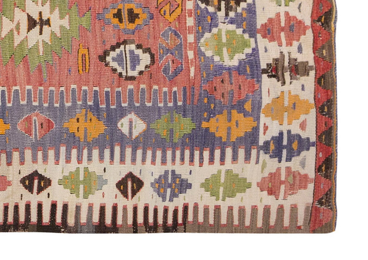 Vintage Turkish Rug, 2.6 x 4.1 ft , 77 x 125 cm