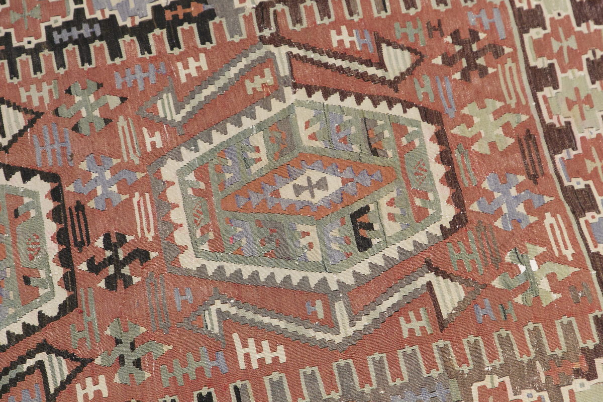 Vintage Turkish Rug, 3.3 x 5.7 ft, 100 x 172 cm