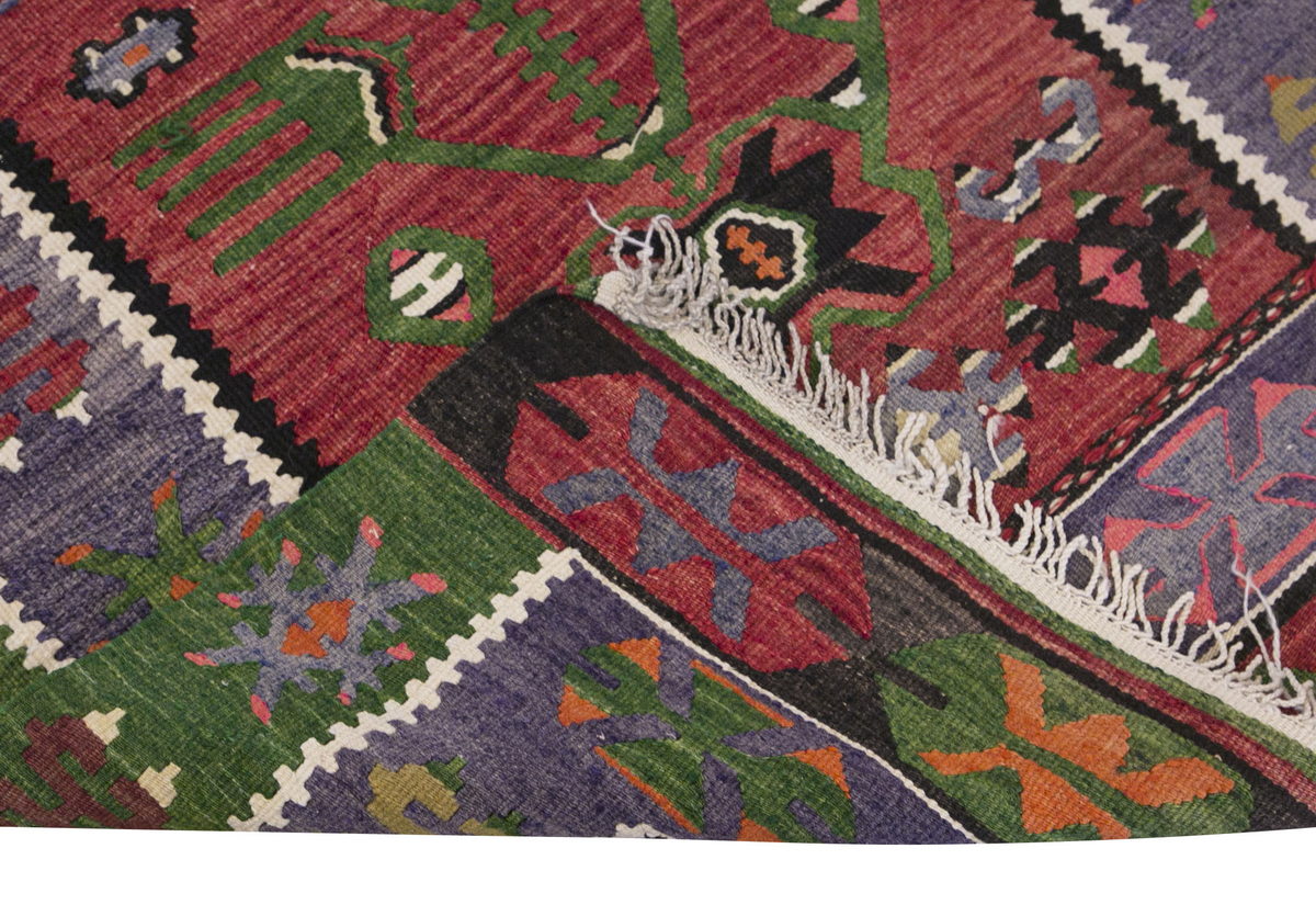 Vintage Turkish Rug, 3.4 x 4.7 ft Rug, 103 x 140 cm
