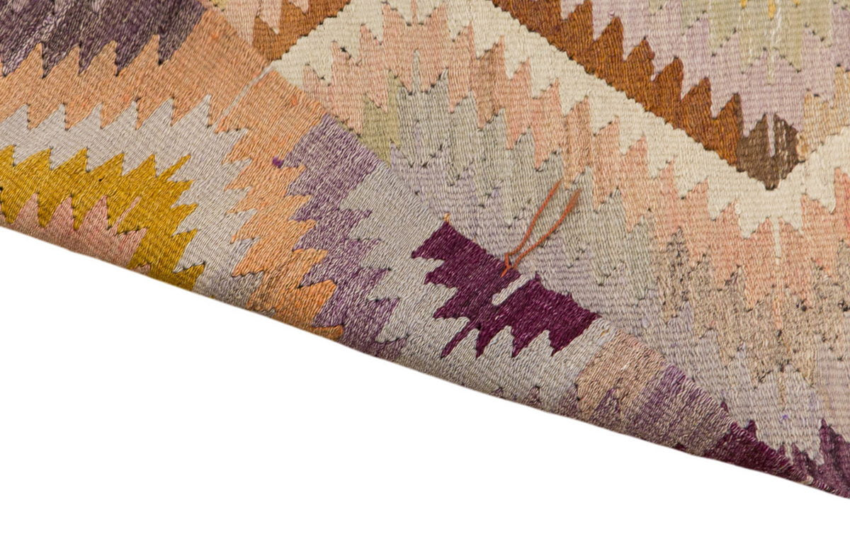 Vintage Turkish Rug, 3 x 4.5 ft, 92 x 136 cm