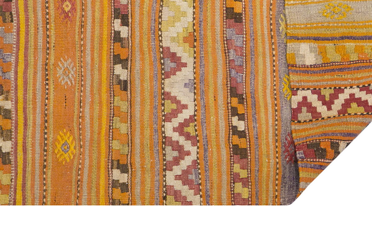 Vintage Turkish Rug, 4.10 x 8.2 ft, 149 x 250 cm