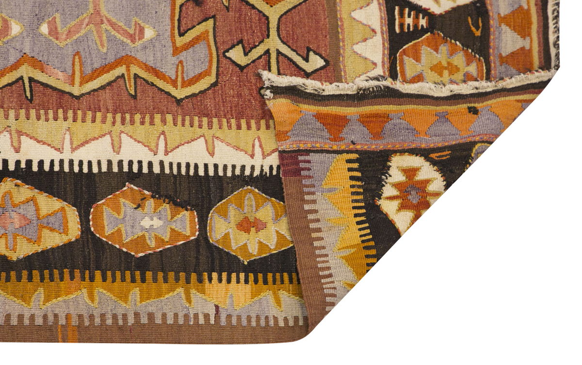 Vintage Turkish Rug, 4.4 x 6.3 ft, 134 x 193 cm