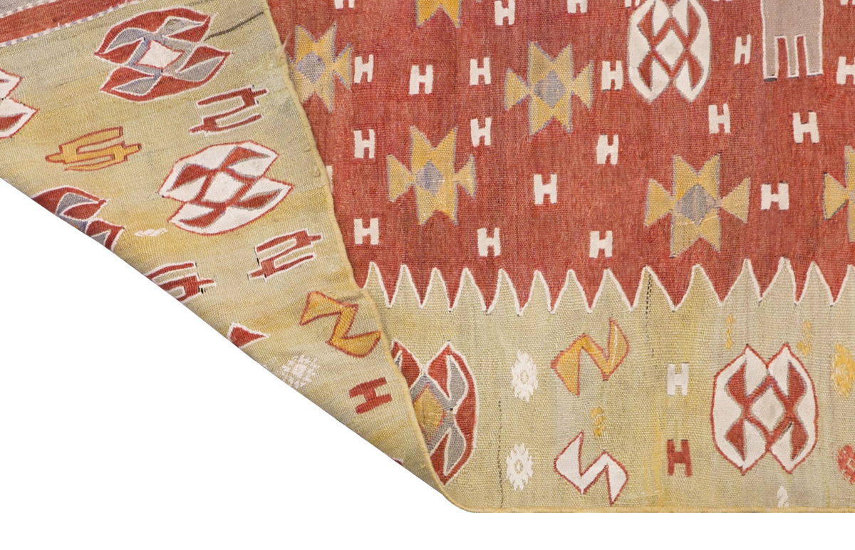 Vintage Turkish Rug, 4.5 x 6.1 ft Rug, 136 x 187 cm