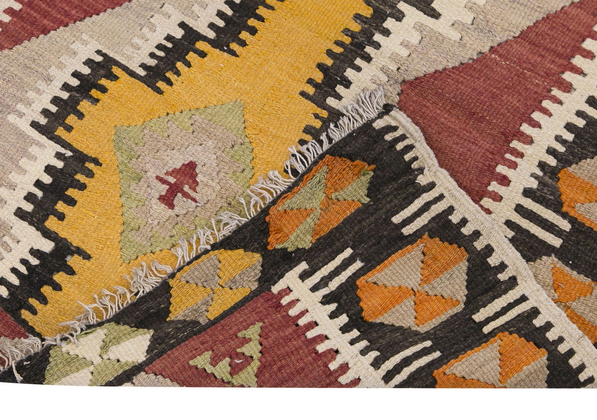 Vintage Turkish Rug, 97 x 100 cm, 3.2 x 3.3 ft