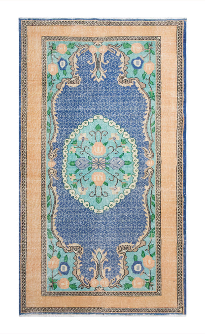 120x218 cm (3.9x7.2 ft) Vintage Oushak Rug