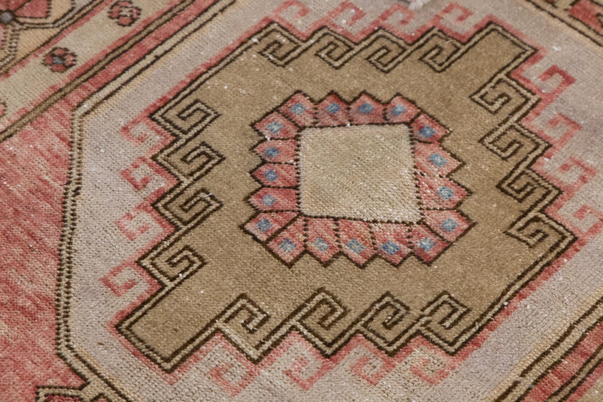 Vintage Oushak Rug – 120x250 cm / 3'11" x 8'2" feet