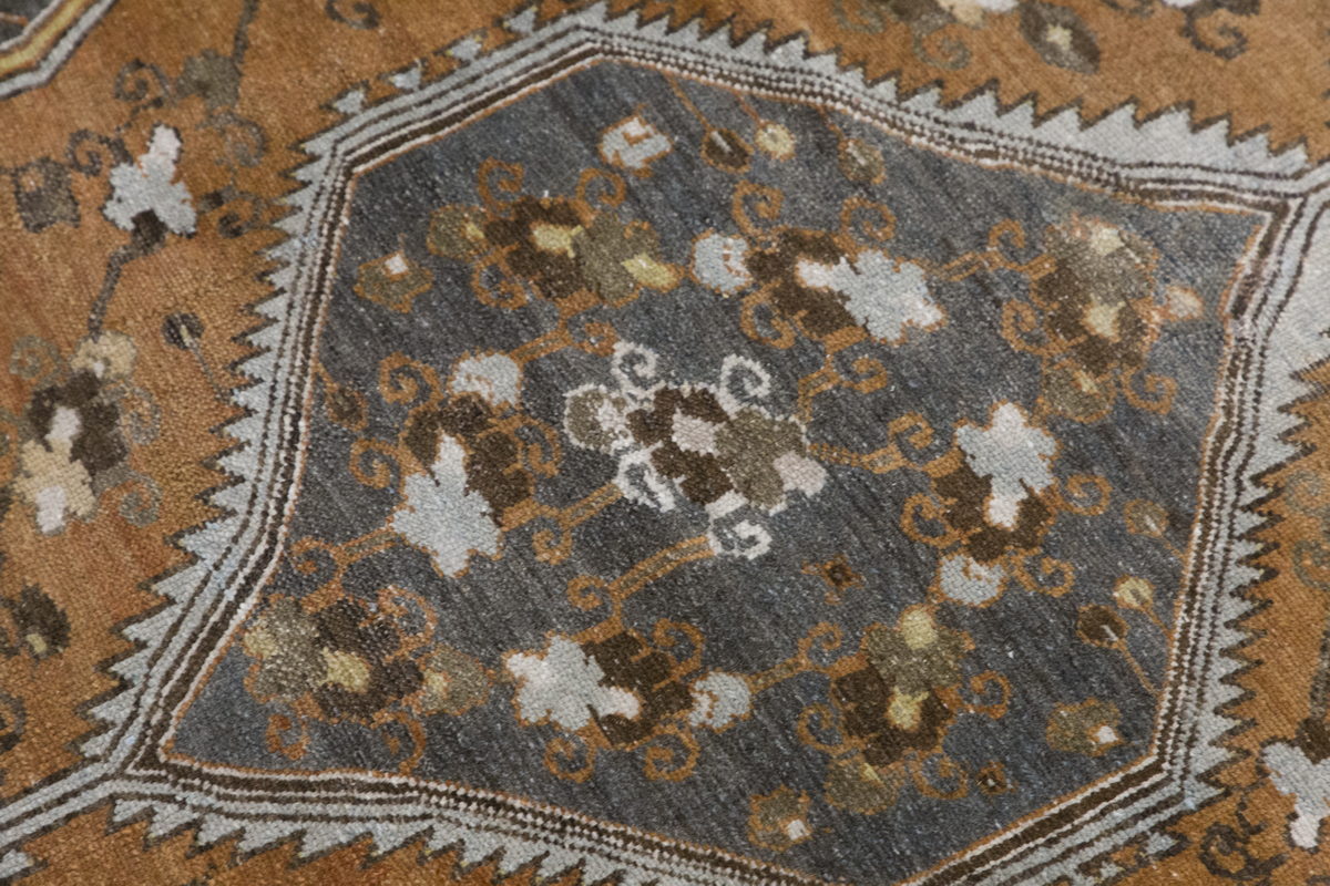Vintage Oushak Rug – 122x172 cm / 4'0" x 5'8" feet