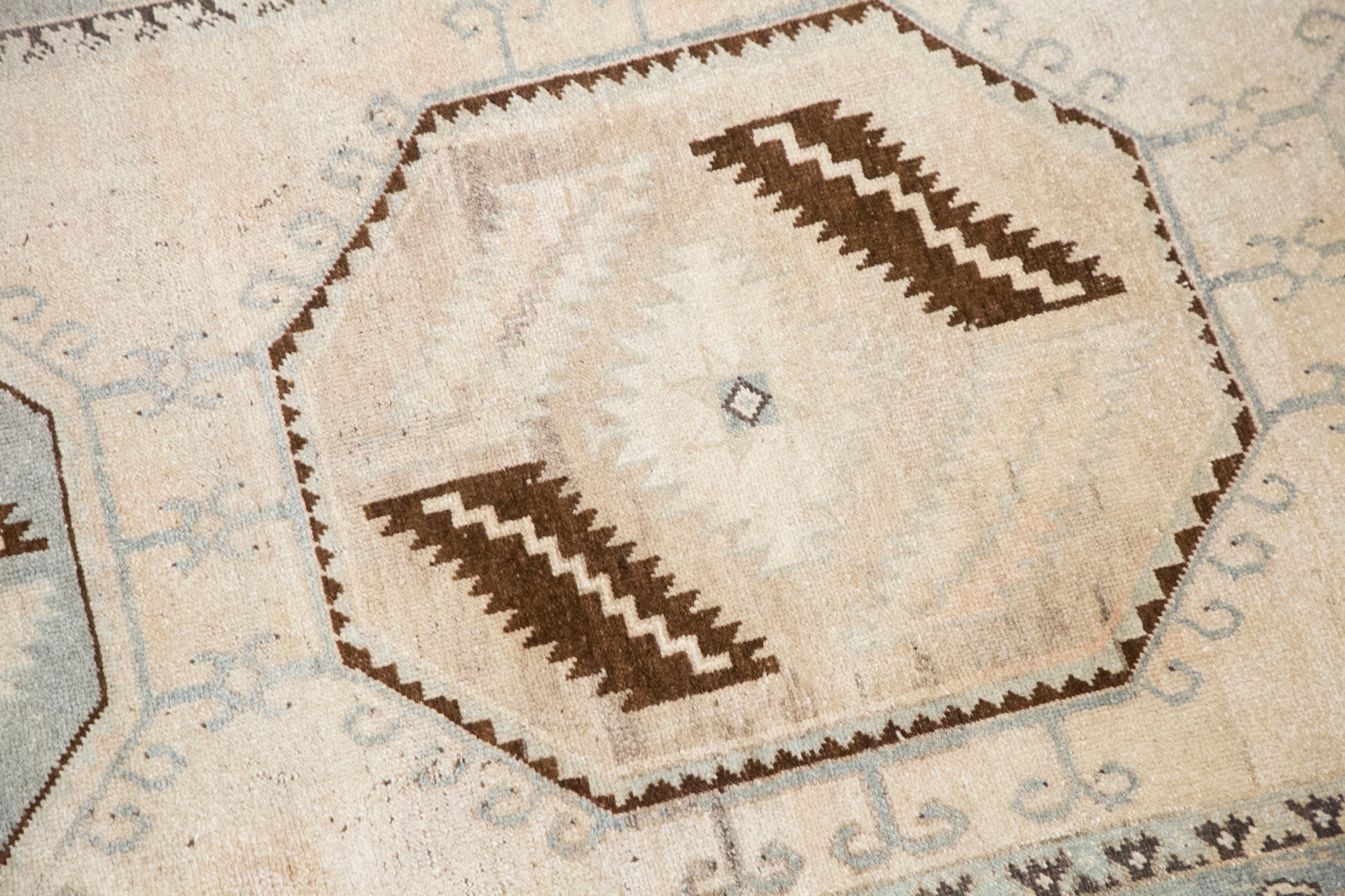 140x370 cm (4.6x12.1 ft) Vintage Oushak Runner Rug
