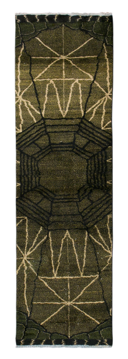 1960s Hallway Rug, Antique Oushak Runner Rug 2'9" x 9'5" | 83 x 287 cm