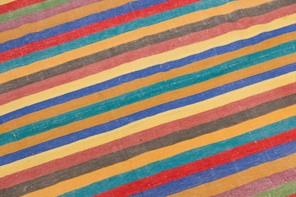 1960s Handmade Minimalist Turkish Kilim Rug – 200 x 255 cm / 6.6 x 8.4 ft