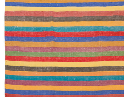 1960s Handmade Minimalist Turkish Kilim Rug – 200 x 255 cm / 6.6 x 8.4 ft