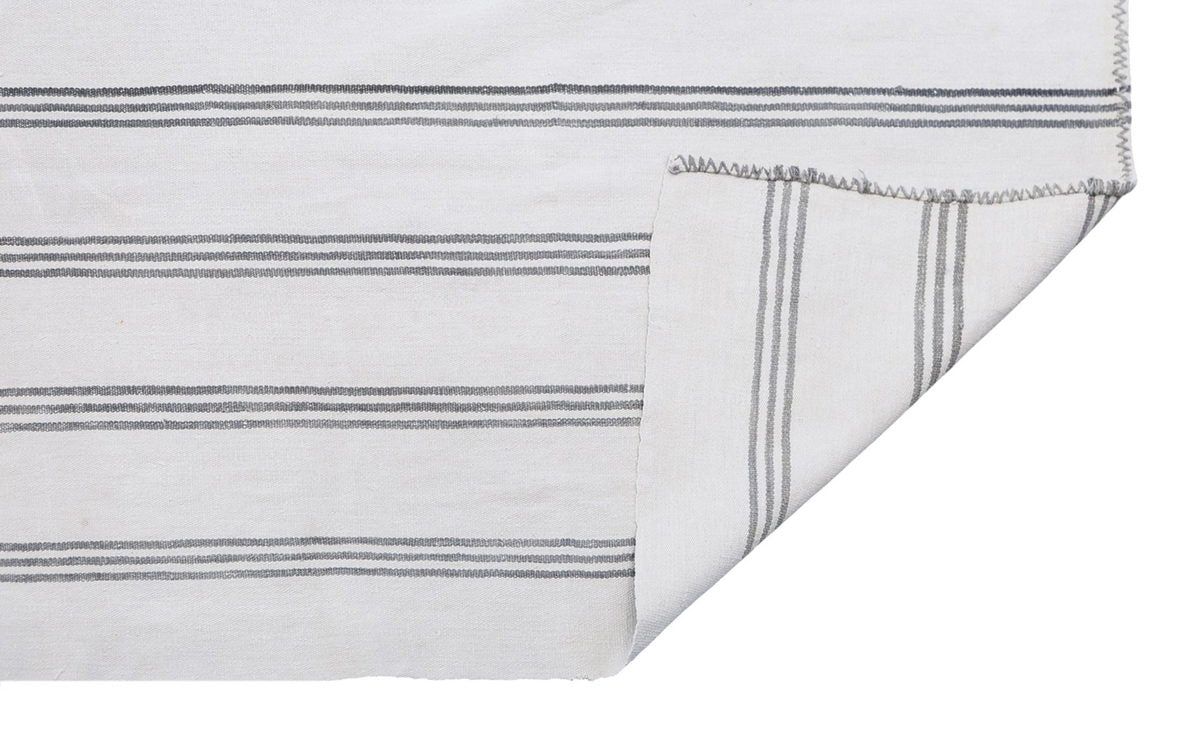 1960s Vintage Turkish Kilim Runner – 115 x 292 cm | 3'9" x 9'7"