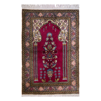 Prayer Rug 3 x 4.3 feet 91 x 132 cm