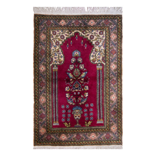 Prayer Rug 3 x 4.3 feet 91 x 132 cm