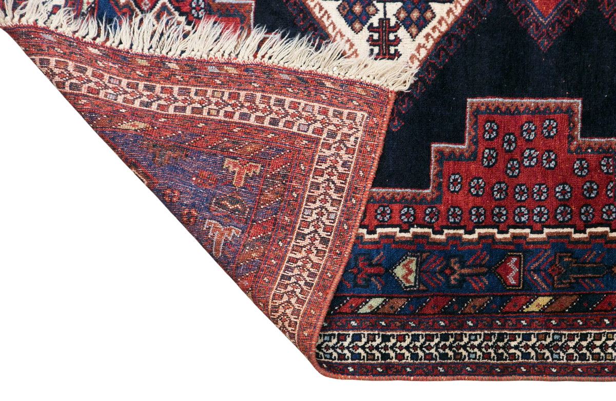 Vintage Turkish Small Rug, 125 x 145 cm / 4.1 x 4.8 feet