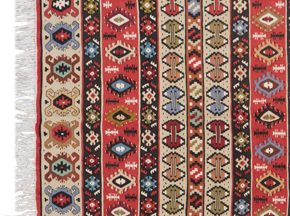 Antique Large Kilim, 170 x 260 cm / 5.6 x 8.5 feet