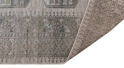Vintage Large Rug, 205 x 330 cm / 6.7 x 11 feet