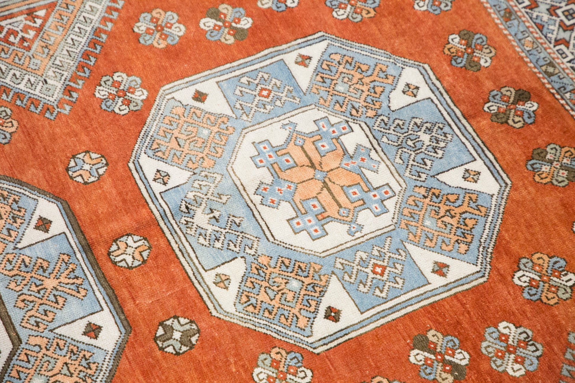 205x300 cm (6.7x9.8 ft) Vintage Oushak Rug