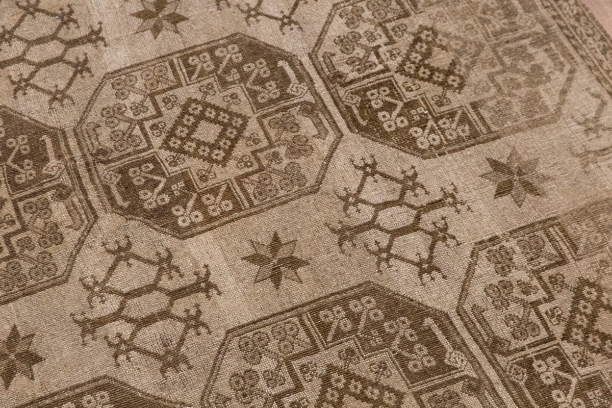 Large Vintage Oushak Rug – 226x242 cm / 7'5" x 7'11" feet