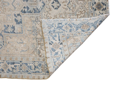 235x315 cm (7.7x10.3 ft) Oversized Heriz Rug