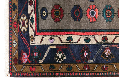 Prayer Rug 3.6 x 5.6 feet 110 x 170 cm