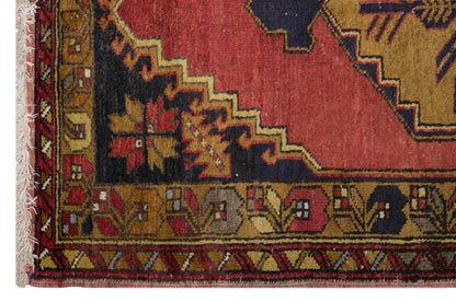 Prayer Rug 2.8 x 4.4 feet 85 x 135 cm