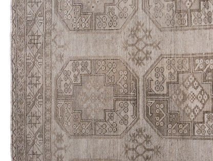 Vintage Large Rug, 205 x 330 cm / 6.7 x 11 feet