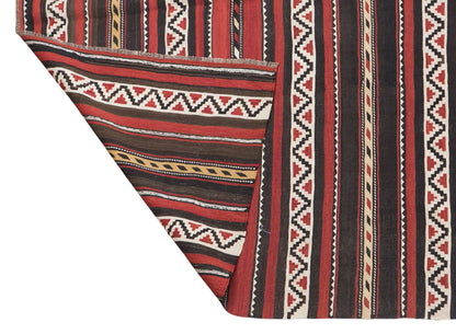 Vintage Caucasian Kilim, 172 x 245 cm / 5.6 x 8 feet