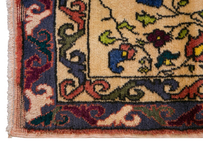 Prayer Rug 4 x 5.1 feet 122 x 156 cm
